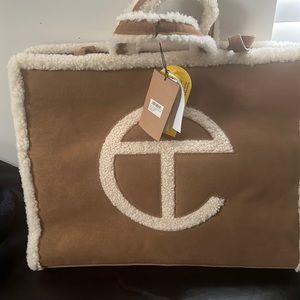 BNWT Large UGG X Telfar shopper bag.
